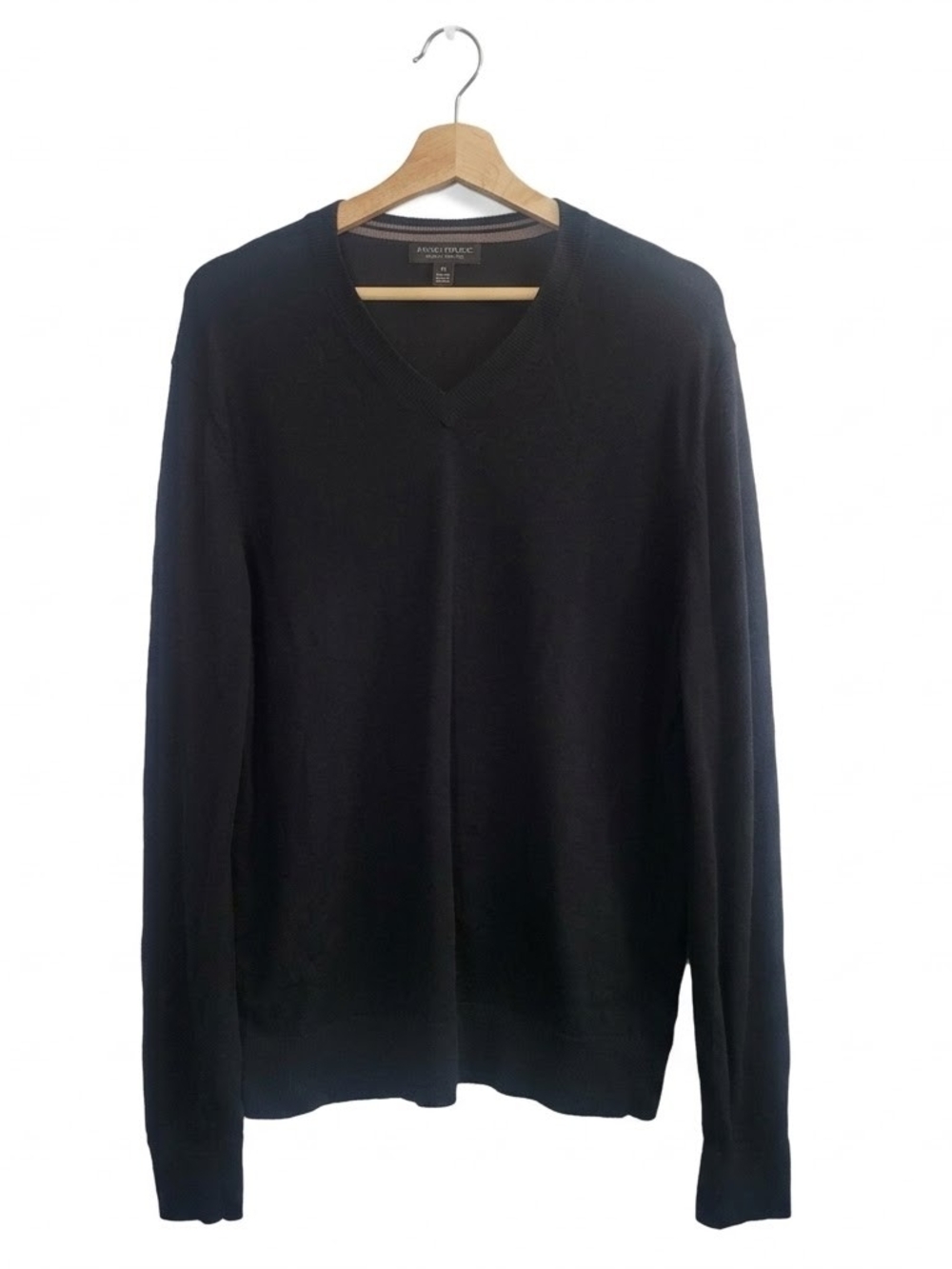 BANANA Republic Men's L Extra Fine 100% Merino Wool V-Neck Sweater Black Fall